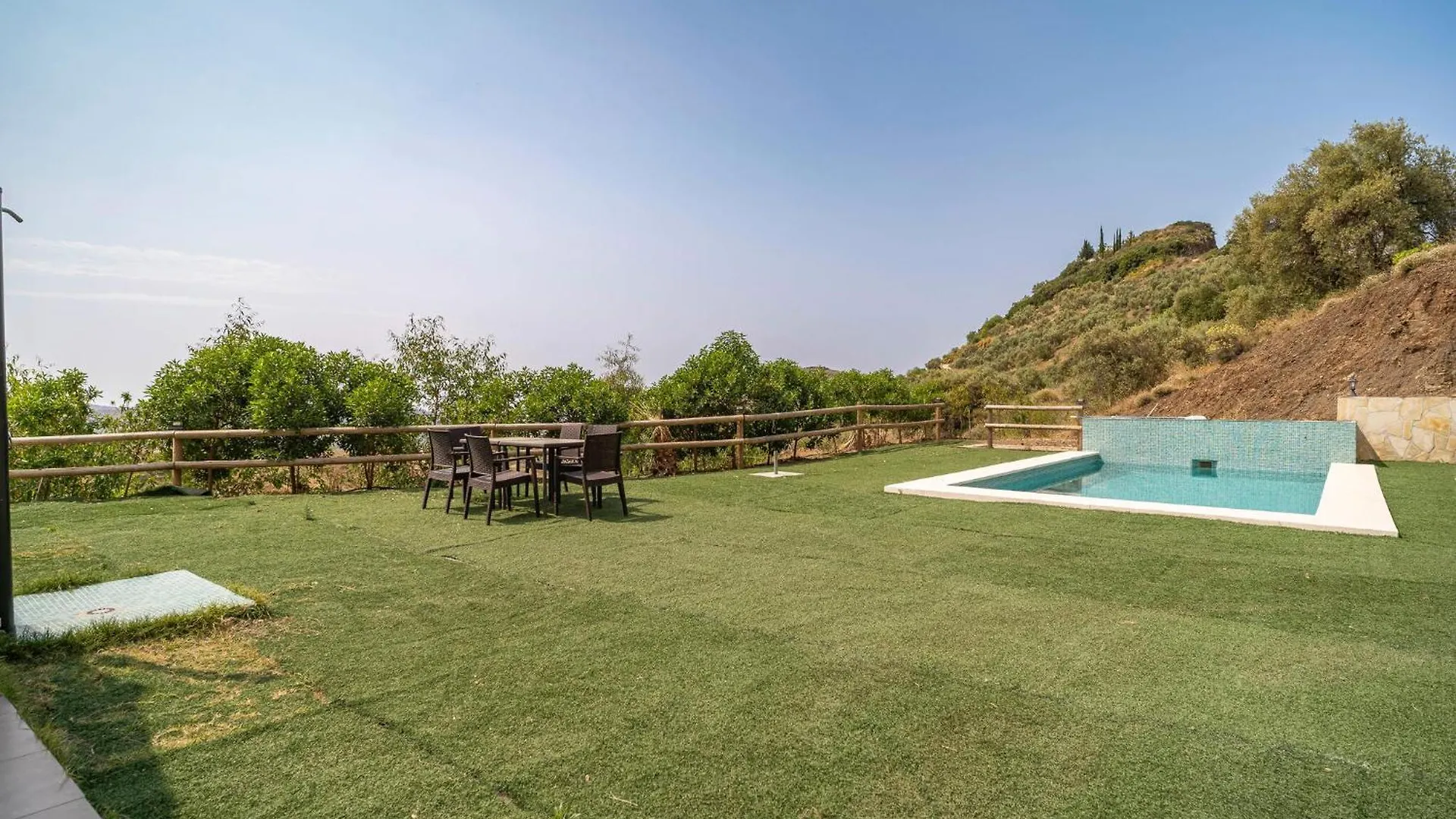 Vakantiehuis Villa Gabriel Canillas de Albaida Spanje